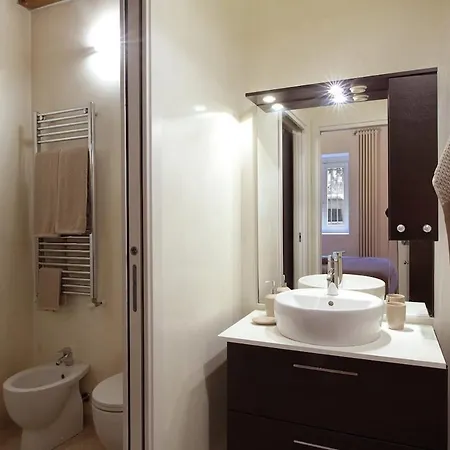 Miro-canonica 41, Apartment *